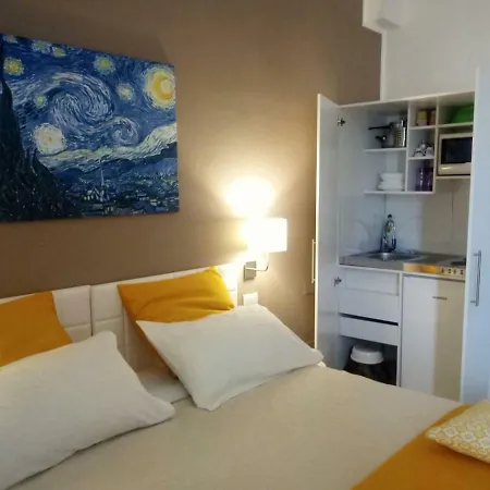 بيت ضيافة Le Dei Due Mari Cucinino Privato تارانتو